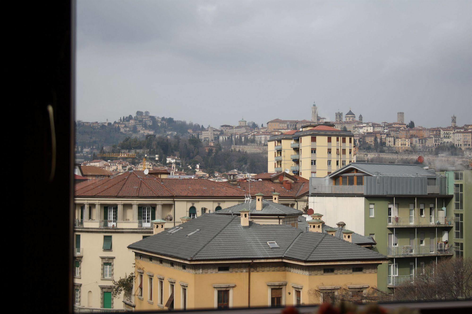 Bergamo Romantica المظهر الخارجي الصورة